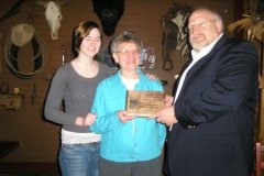 Rachel Fort and Volunteer of The Year Gracie Fort with Prese